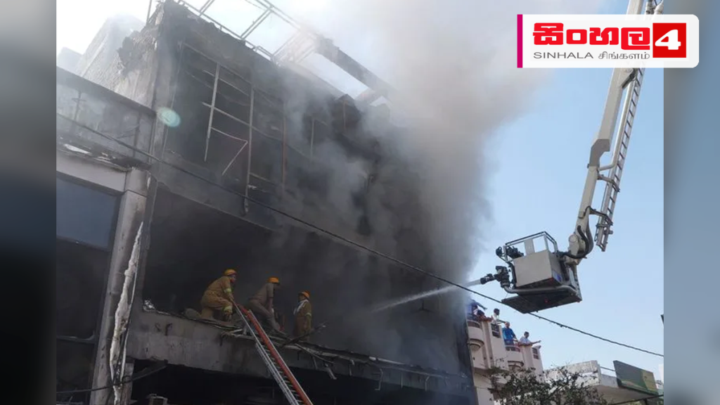 ඉන්දියාවේ නීතිවිරෝධී ඉදිකිරීම් සහ ගිනි අනතුරු ගැන ශ්රේෂ්ඨාධිකරණයෙන් දැඩි පියවර ඉන්දියාවේ නීතිවිරෝධී ඉදිකිරීම් සහ ගිනි අනතුරු ගැන ශ්රේෂ්ඨාධිකරණයෙන් දැඩි පියවර