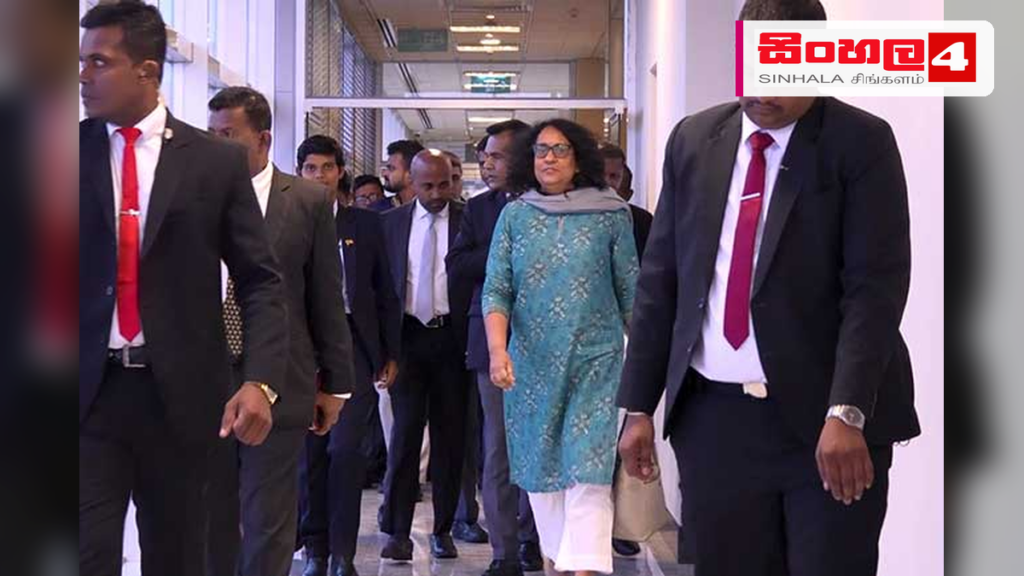 කටාර් හිටපු එමීර්වරයාගේ අභාවය වෙනුවෙන් ශෝකය පළ කිරීමට අගමැතිනිය කටාර් බලා පිටත්ව යයි කටාර් හිටපු එමීර්වරයාගේ අභාවය වෙනුවෙන් ශෝකය පළ කිරීමට අගමැතිනිය කටාර් බලා පිටත්ව යයි