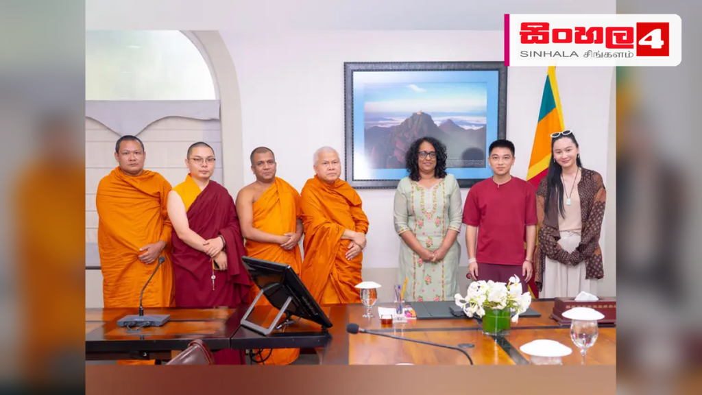 තායිලන්ත මහා සංඝ නායක හිමිවරු අග්රාමාත්යවරිය හමුවෙති තායිලන්ත මහා සංඝ නායක හිමිවරු අග්රාමාත්යවරිය හමුවෙති