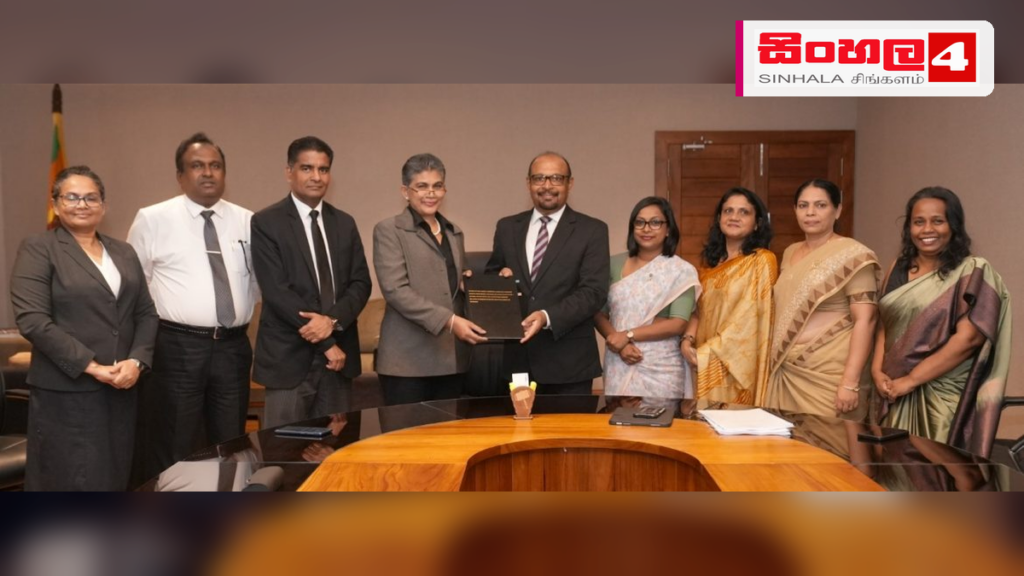 ජනාධිපති පොදු සමාව ලබාදීමේ ක්රමවේදය වෙනස් වෙයි: නව නිර්දේශ ඇතුළත් වාර්තාව භාරදේ ජනාධිපති පොදු සමාව ලබාදීමේ ක්රමවේදය වෙනස් වෙයි: නව නිර්දේශ ඇතුළත් වාර්තාව භාරදේ