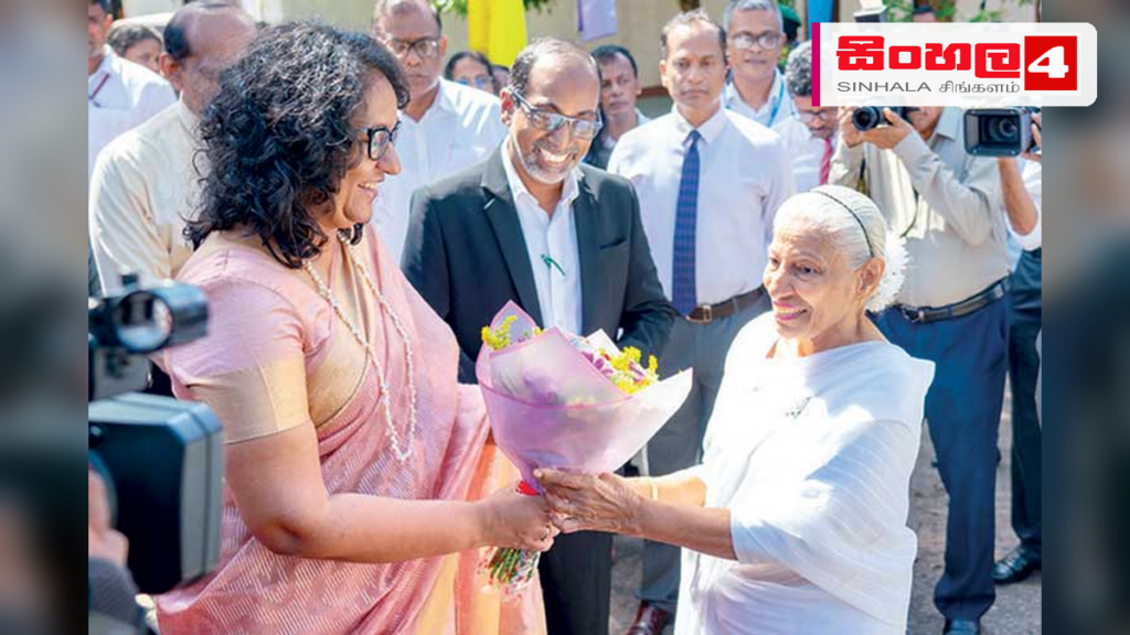 කලාව ජාති, ආගම් භේද ඉක්මවා යන මානුෂීය භාෂාවක් – අගමැතිනි කලාව ජාති, ආගම් භේද ඉක්මවා යන මානුෂීය භාෂාවක් - අගමැතිනි
