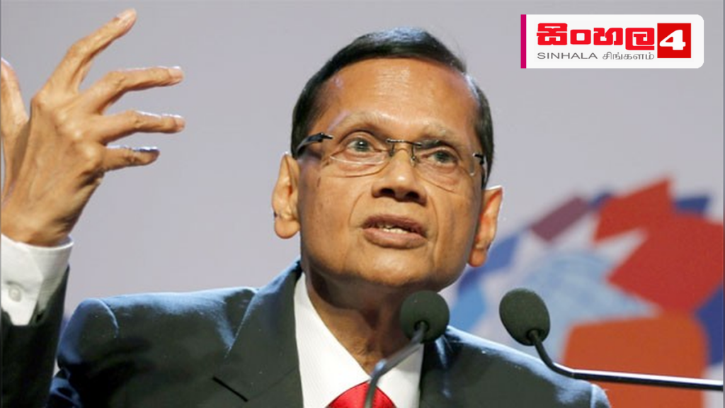 විනිසුරු විශ්රාම වයස දීර්ඝ කිරීමට එරෙහිව ලබන සතියේ අධිකරණයට Headline: විනිසුරු විශ්රාම වයස දීර්ඝ කිරීමට එරෙහිව ලබන සතියේ අධිකරණයට Intended image subject: Professor G.L. Peiris speaking at a press conference Story summary: විනිසුරුවරුන්ගේ ව