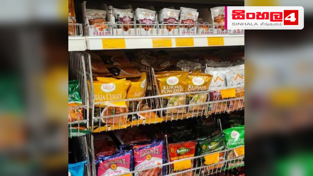 ඉන්දියාවේ ආහාර නිෂ්පාදනවල සීනි සහ ලුණු පිළිබඳ අනතුරු ඇඟවීම්වලට සමාගම්වලින් දැඩි විරෝධයක් Headline: ඉන්දියාවේ ආහාර නිෂ්පාදනවල සීනි සහ ලුණු පිළිබඳ අනතුරු ඇඟවීම්වලට සමාගම්වලින් දැඩි විරෝධයක් Intended image subject: A supermarket aisle with packaged food products Story sum