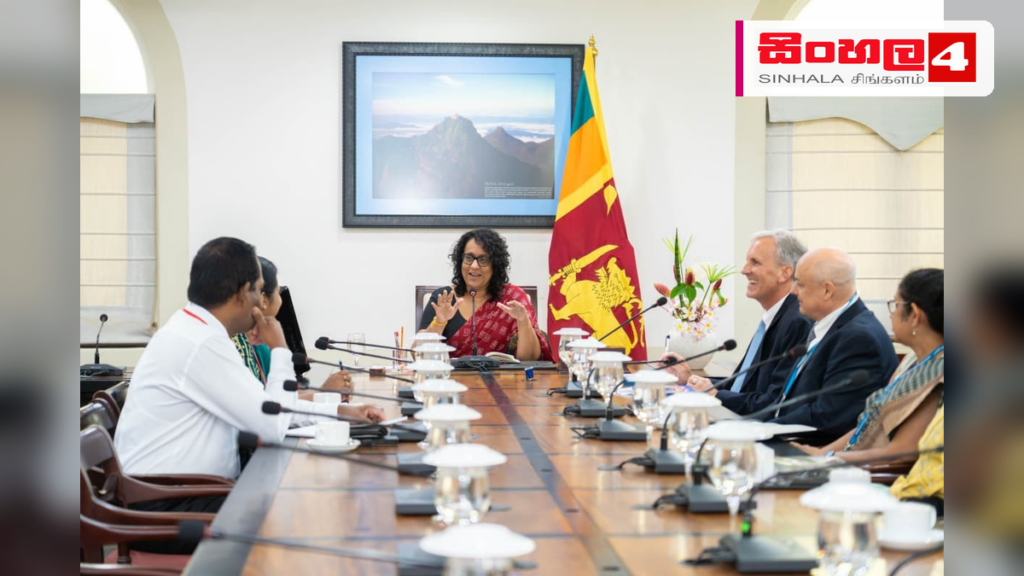 Headline: පාසල් පෝෂණ වැඩසටහන් ශක්තිමත් කිරීමට ලෝක ආහාර වැඩසටහනේ සහාය Intended image subject: Prime Minister Harini Amarasuriya meeting with WFP representatives Story summary: ශ්‍රී