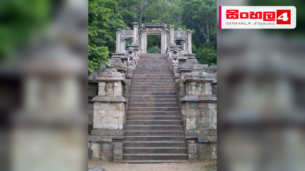 වසර 10කට පසු යාපහුව ශ්රී දළදා පෙරහර හෙට වීථි සංචාරය කරයි Headline: වසර 10කට පසු යාපහුව ශ්රී දළදා පෙරහර හෙට වීථි සංචාරය කරයි Intended image subject: Yapahuwa Rajamaha Viharaya temple premises Story summary: ඓතිහාසික යාපහුව රාජධානියේ අභිම