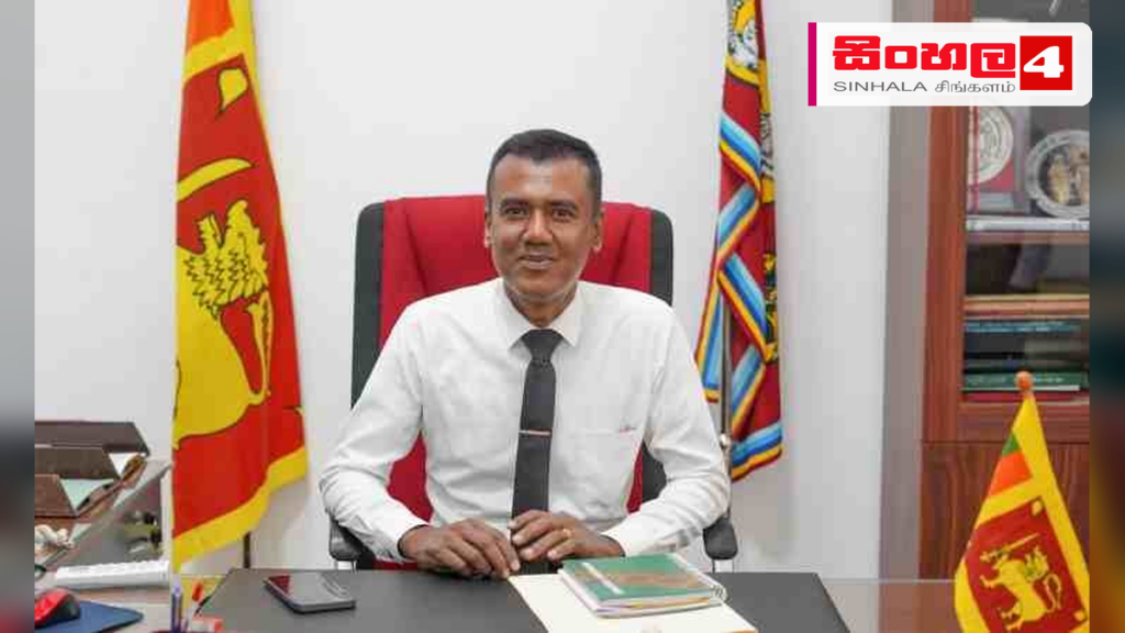 නැගෙනහිර පළාතේ අධ්යාපන ක්ෂේත්රය නංවාලීමට ඉන්දීය සහාය Headline: නැගෙනහිර පළාතේ අධ්යාපන ක්ෂේත්රය නංවාලීමට ඉන්දීය සහාය Intended image subject: Eastern Province Governor Professor Jayanthalal Ratnasekara Story summary: ශ්රී ලංකාවේ ඉන්
