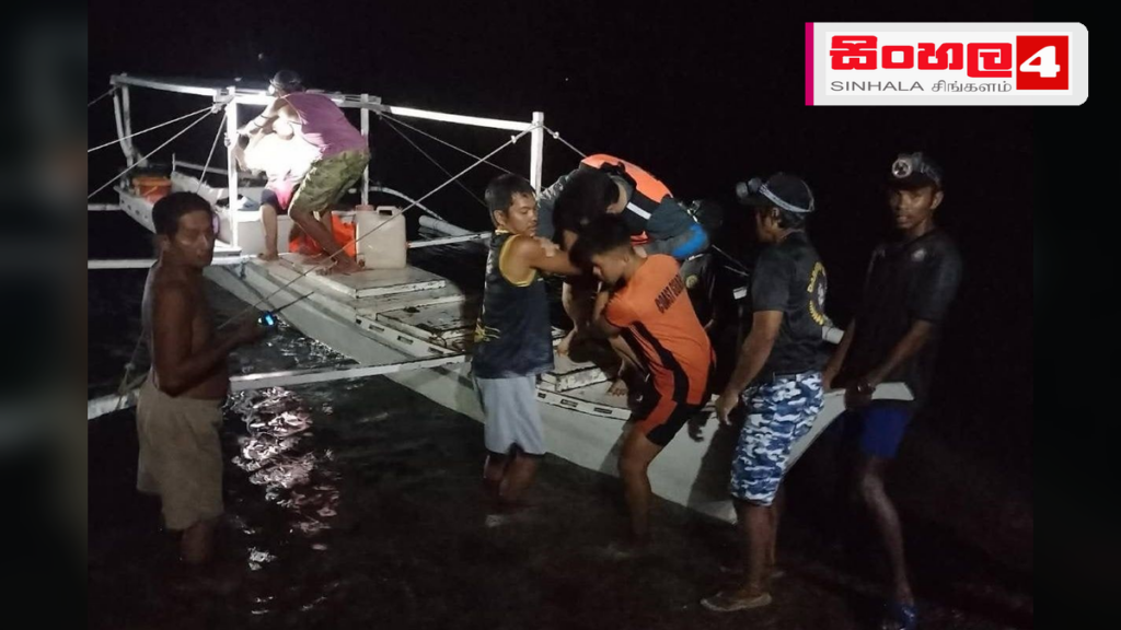 පිලිපීනයේ නෞකාවක ගින්නක්: 5ක් මරුට, 80කට අධික පිරිසක් අතුරුදහන් Headline: පිලිපීනයේ නෞකාවක ගින්නක්: 5ක් මරුට, 80කට අධික පිරිසක් අතුරුදහන් Intended image subject: MV June Aster ferry fire incident Story summary: බටහිර පිලිපීනයේ පලවාන් දූපත ආසන්න