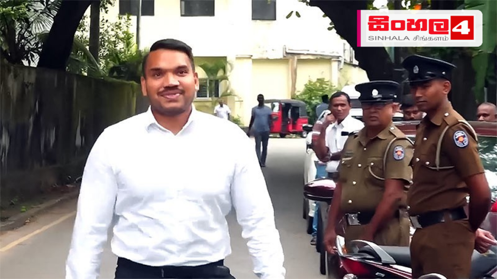 කොළඹ කොටුව අධිකරණය අවට ආරක්ෂාව තර කෙරේ Headline: කොළඹ කොටුව අධිකරණය අවට ආරක්ෂාව තර කෙරේ Intended image subject: Namal Rajapaksa Story summary: එයාර්බස් ගනුදෙනුවට අදාළ නඩුවක් සඳහා පාර්ලිමේන්තු මන්ත්රී නාමල් රාජපක්ෂ මහතා