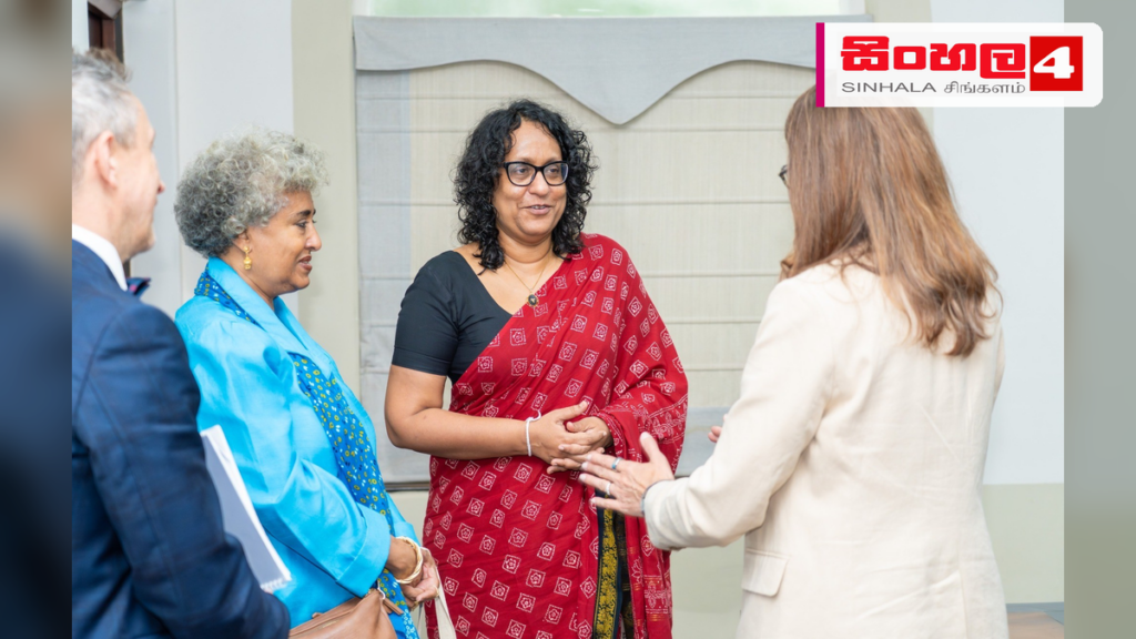 දරුවන්ගේ ඩිජිටල් ආරක්ෂාව තහවුරු කිරීමට කලාපීය ඒකාබද්ධ වැඩපිළිවෙළක් Headline: දරුවන්ගේ ඩිජිටල් ආරක්ෂාව තහවුරු කිරීමට කලාපීය ඒකාබද්ධ වැඩපිළිවෙළක් Intended image subject: Prime Minister's Office meeting with UNICEF and WHO representatives Story summa
